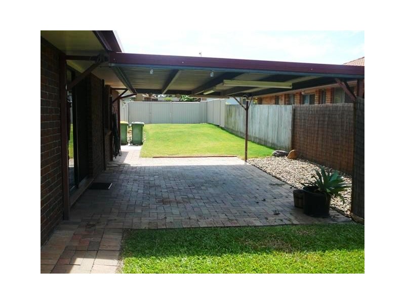 20  Poinciana Avenue, Victoria Point QLD 4165