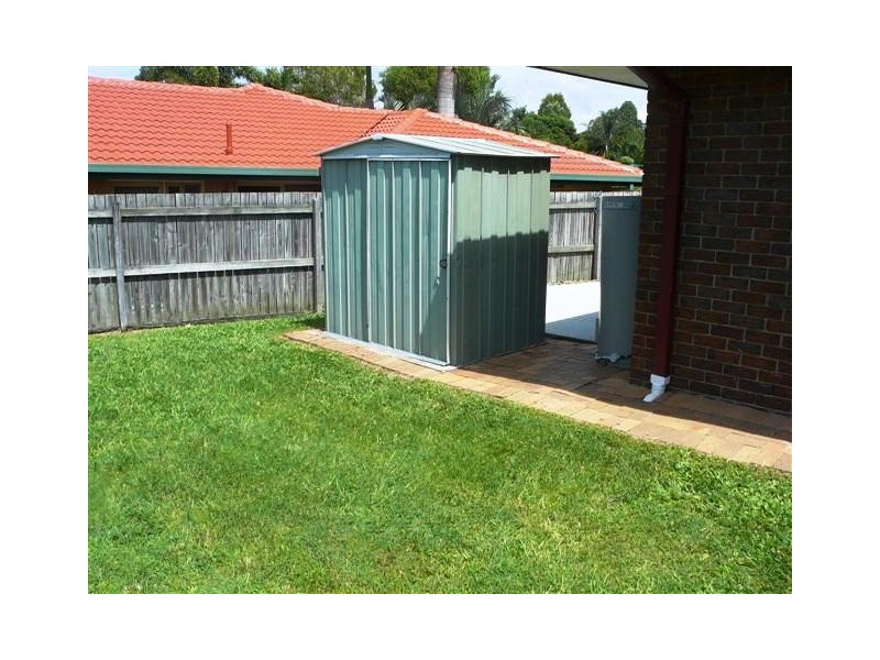 20  Poinciana Avenue, Victoria Point QLD 4165