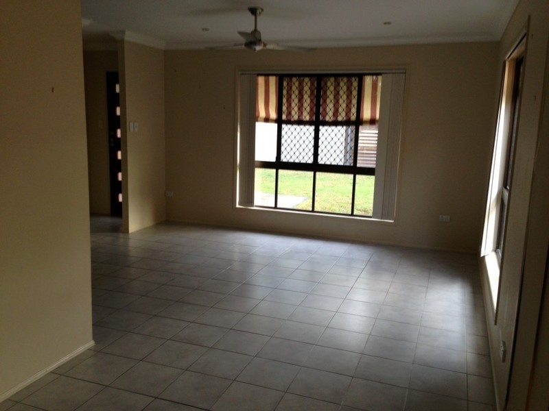 20  Poinciana Avenue, Victoria Point QLD 4165