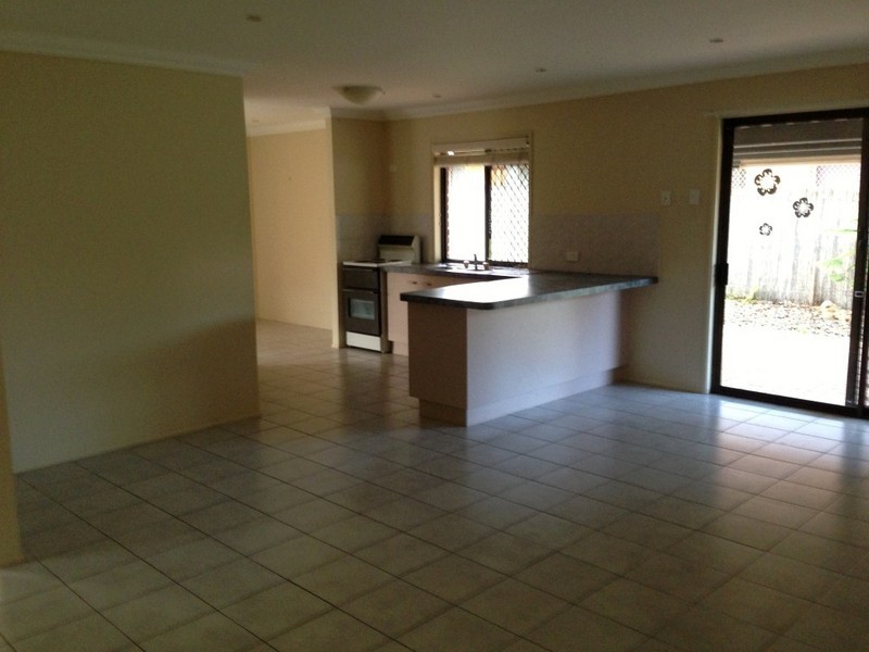 20  Poinciana Avenue, Victoria Point QLD 4165