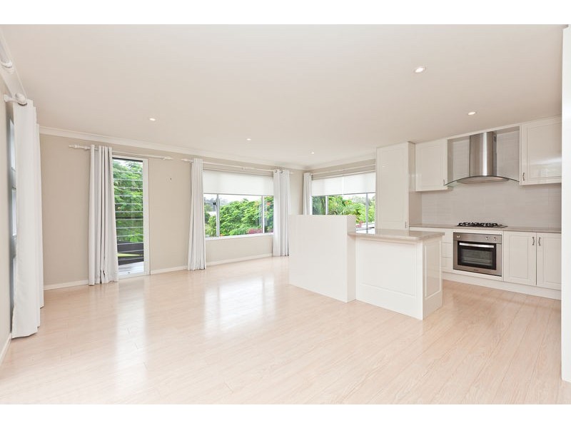 16 Oak Street, Ormiston QLD 4160