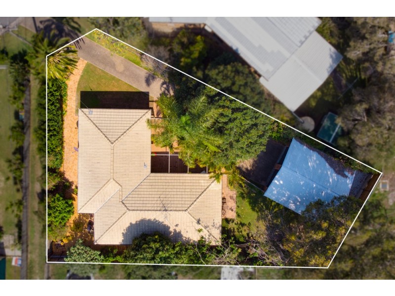 20 Beach Court, Victoria Point QLD 4165