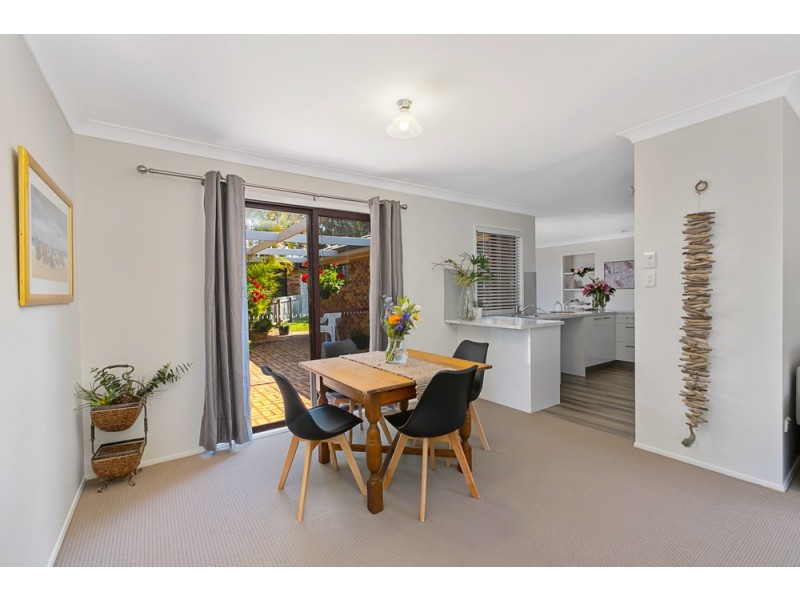 20 Beach Court, Victoria Point QLD 4165