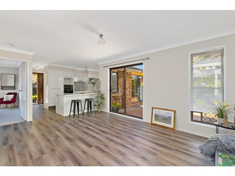 20 Beach Court, Victoria Point QLD 4165