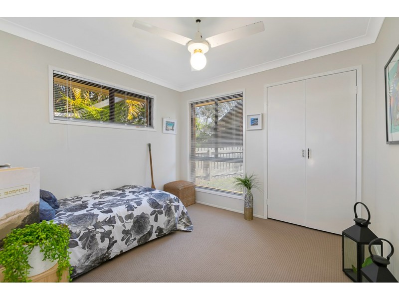 20 Beach Court, Victoria Point QLD 4165