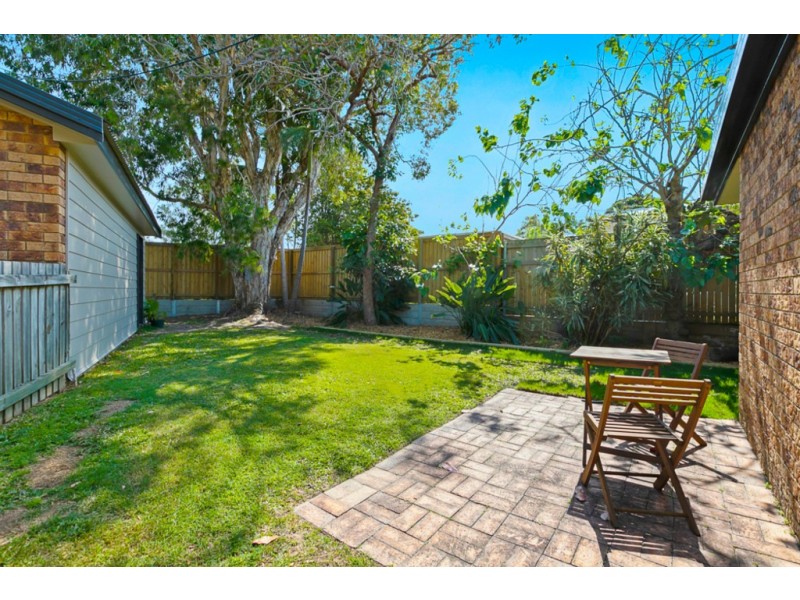 20 Beach Court, Victoria Point QLD 4165