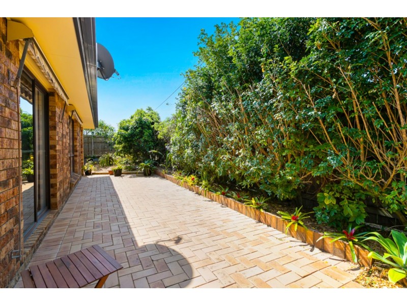 20 Beach Court, Victoria Point QLD 4165