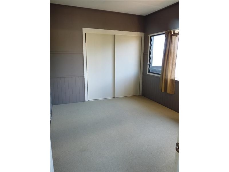 20 Moore St, Victoria Point QLD 4165