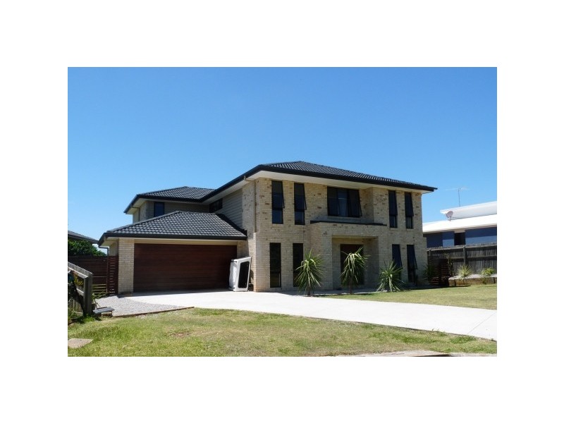 15 Creedin Court, Redland Bay QLD 4165