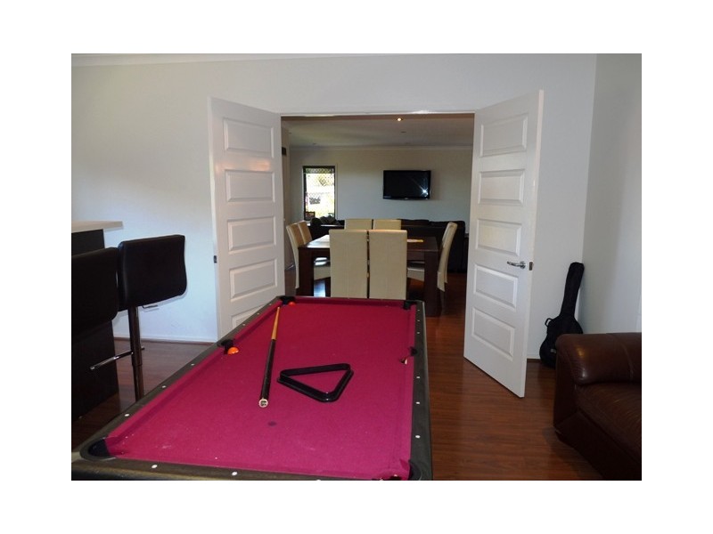 15 Creedin Court, Redland Bay QLD 4165