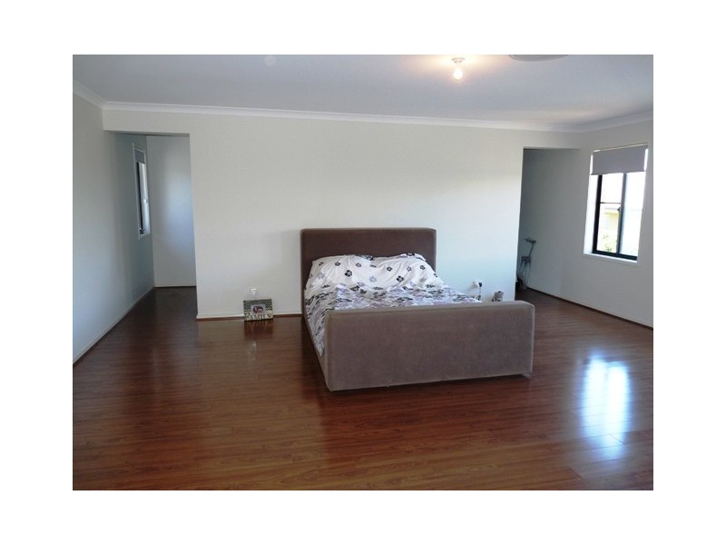15 Creedin Court, Redland Bay QLD 4165