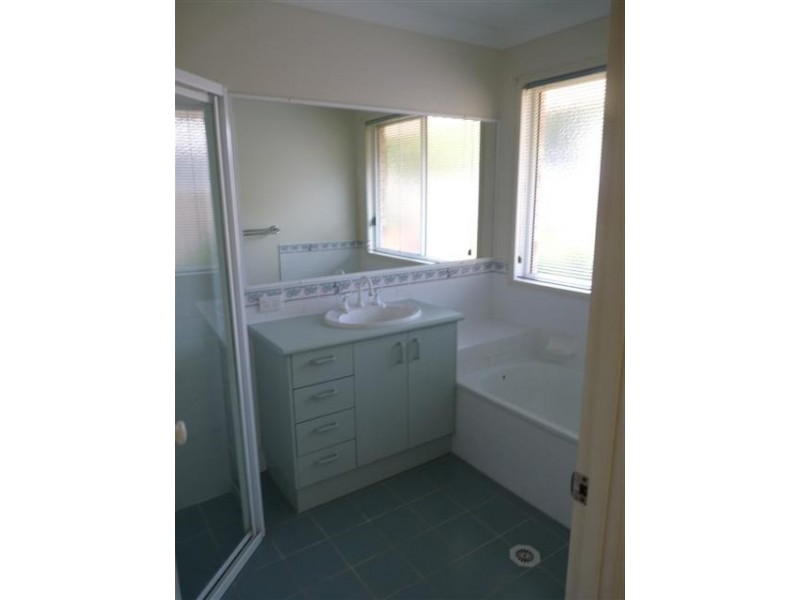 5 Holz Street, Victoria Point QLD 4165