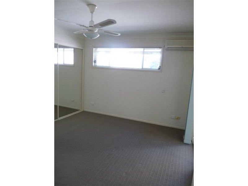 5 Holz Street, Victoria Point QLD 4165