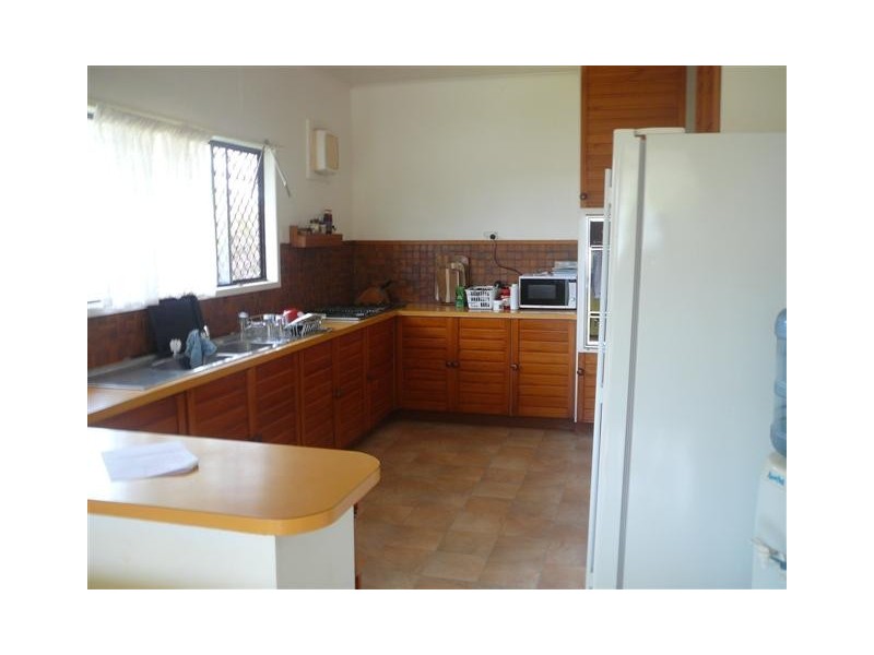 72 Colburn Ave, Victoria Point QLD 4165