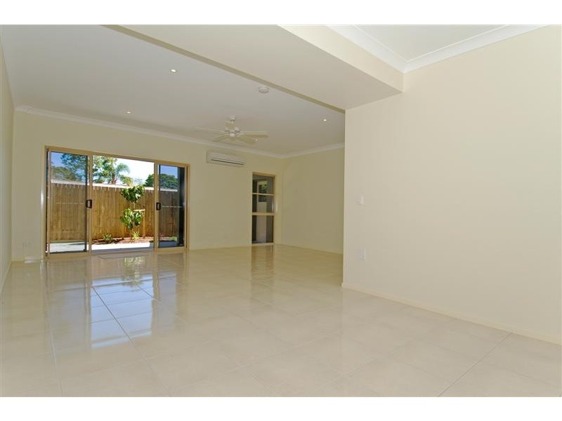 2/22 Boat Street, Victoria Point QLD 4165