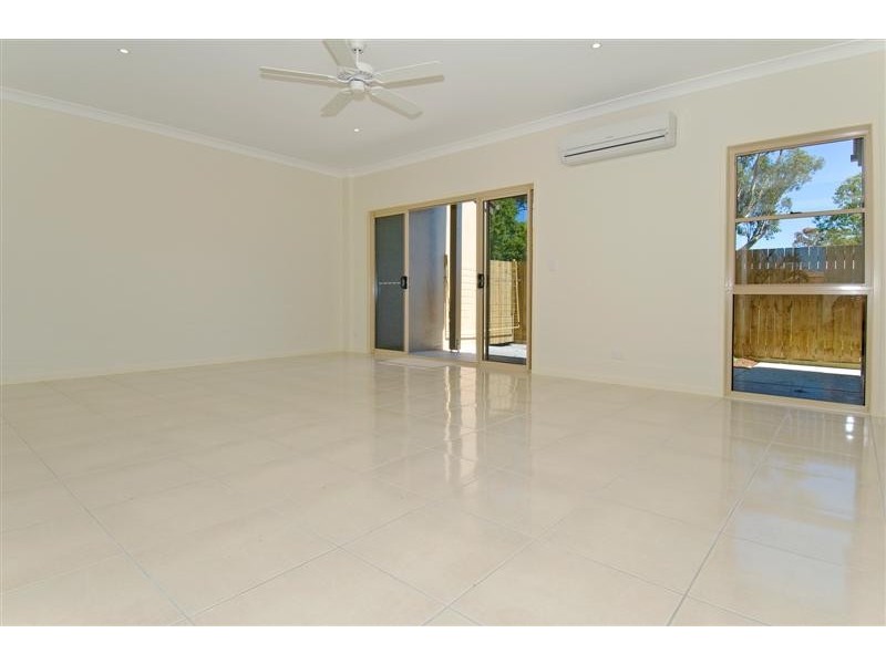 2/22 Boat Street, Victoria Point QLD 4165