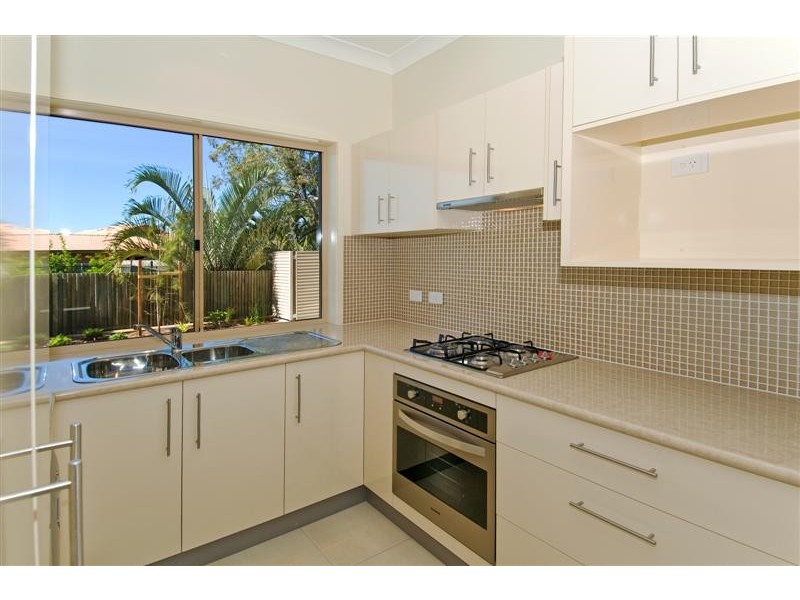 2/22 Boat Street, Victoria Point QLD 4165