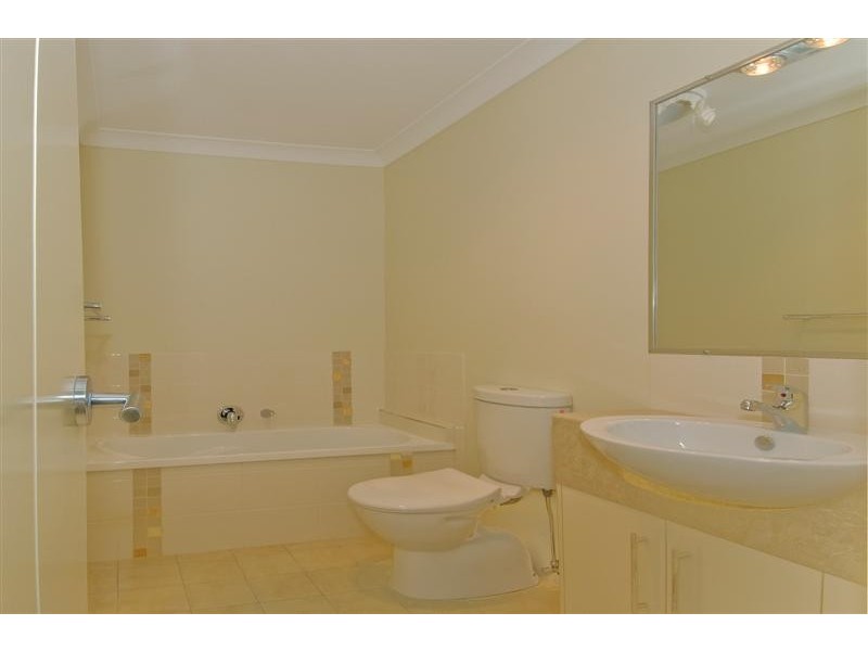 2/22 Boat Street, Victoria Point QLD 4165