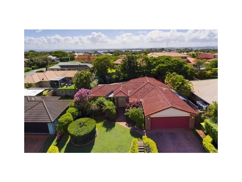 4 Westburn Court, Redland Bay QLD 4165