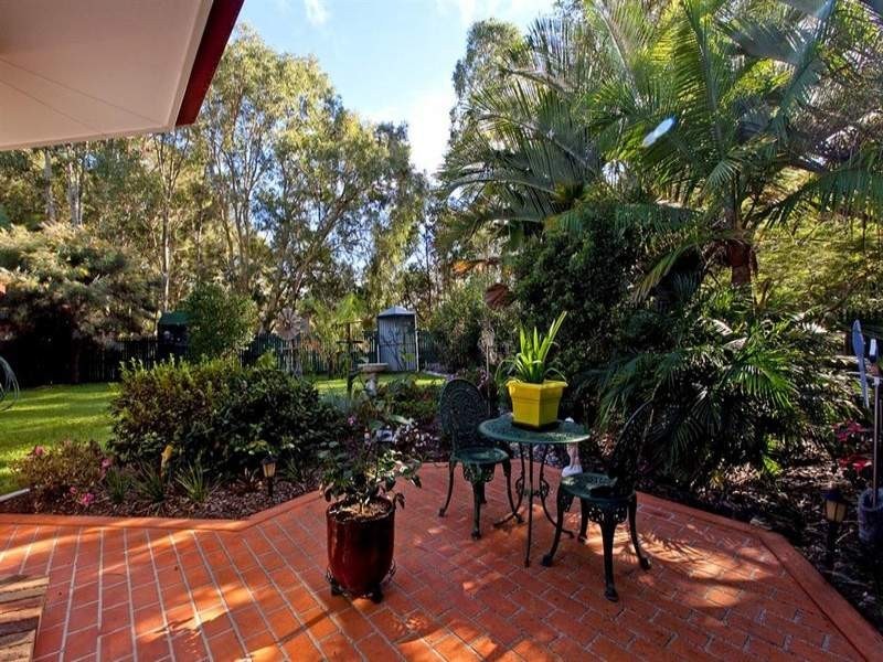 27 Tea Tree, Victoria Point QLD 4165