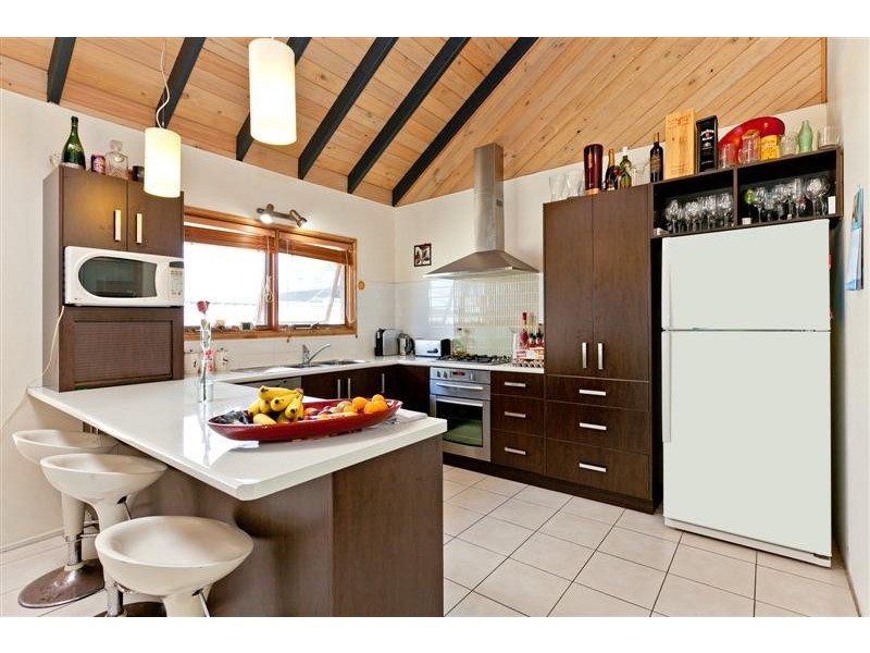 5 Scott Street, Redland Bay QLD 4165