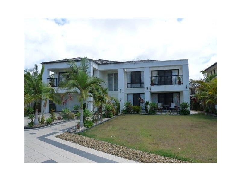 32 Sandy Cove Place, Redland Bay QLD 4165