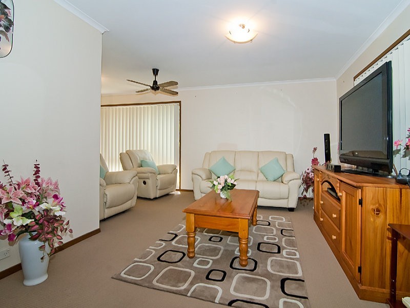7  Barbaralla Drive, Springwood QLD 4127