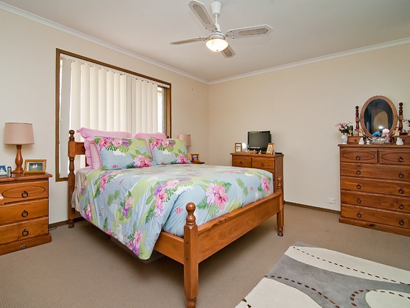 7  Barbaralla Drive, Springwood QLD 4127