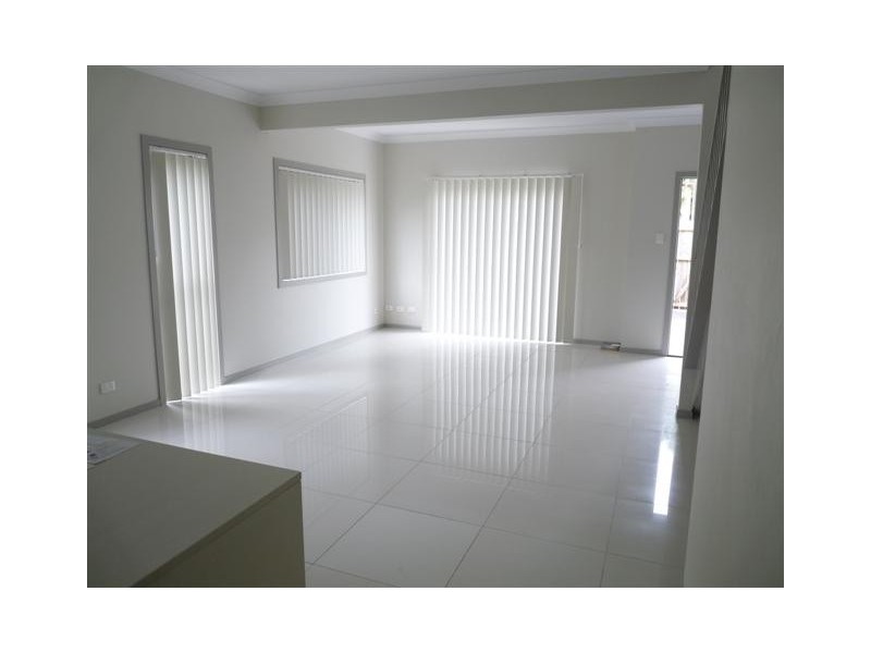 3/8 Boat Street, Victoria Point QLD 4165