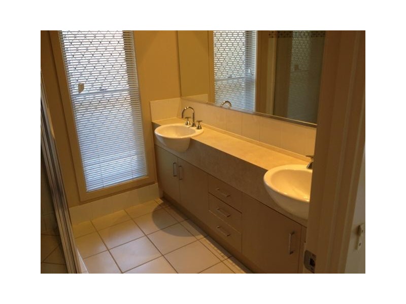 4 Karragarra Place, Thornlands QLD 4164