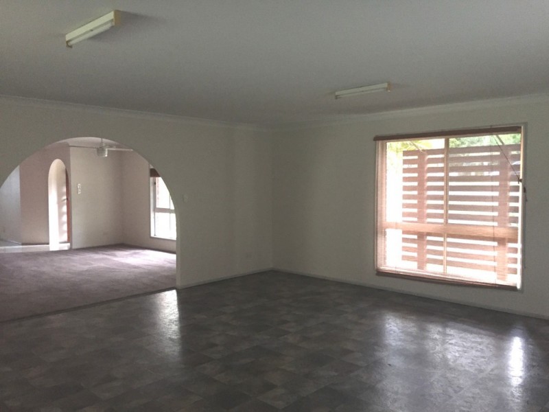 2 Clay Gully Road, Victoria Point QLD 4165