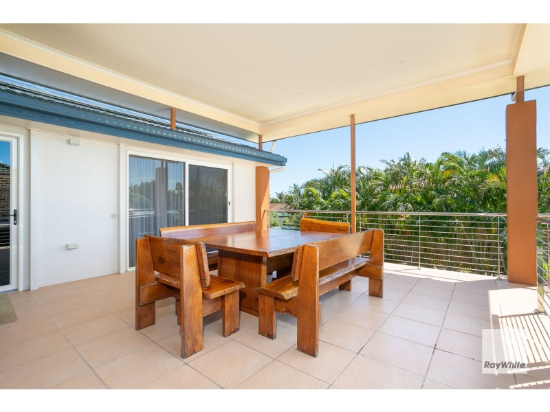 8 Tipplers Street, Victoria Point QLD 4165