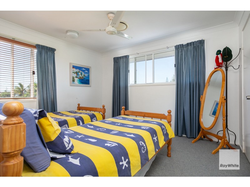 8 Tipplers Street, Victoria Point QLD 4165