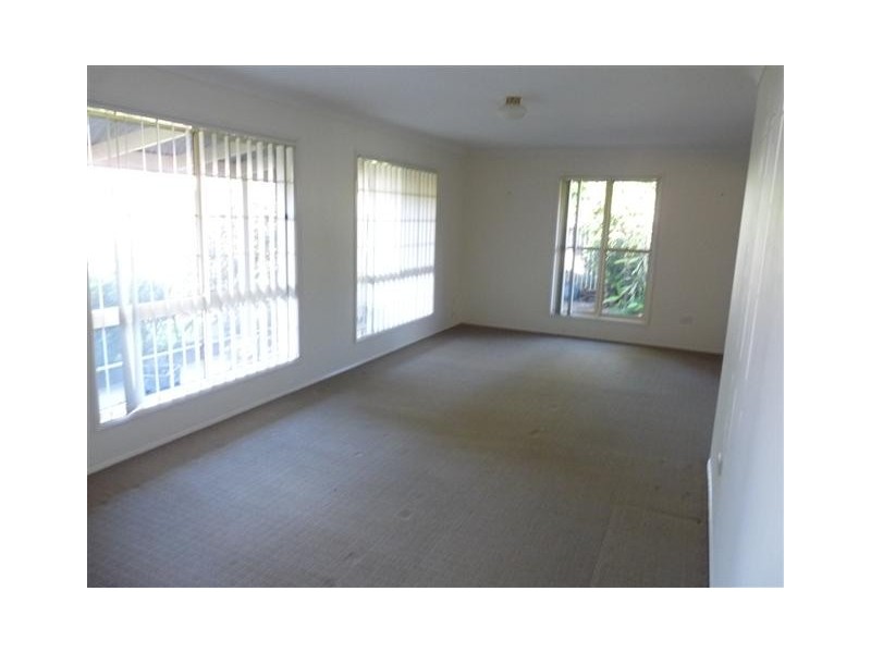 4 Gum Nut Crt, Victoria Point QLD 4165