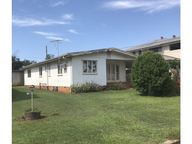 11 Allen Street, Victoria Point QLD 4165