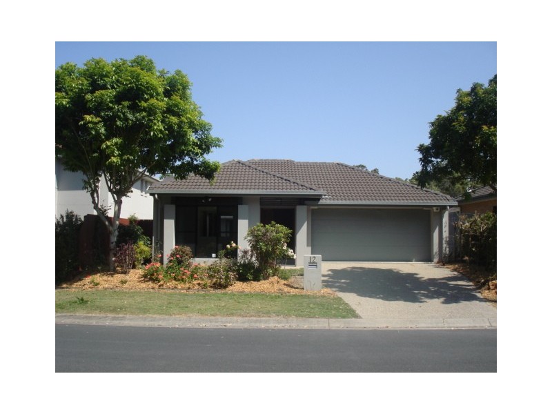 12 Azure Street, Redland Bay QLD 4165