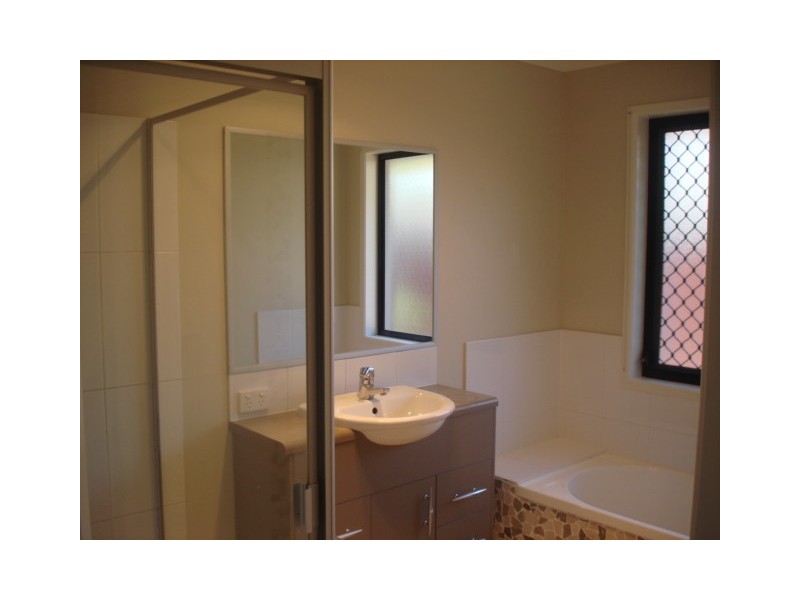 12 Azure Street, Redland Bay QLD 4165
