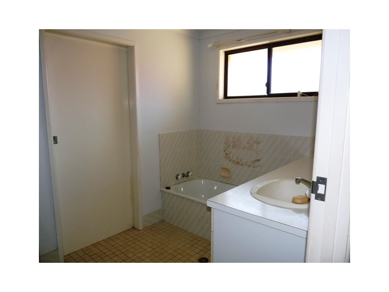 25 Link Road, Victoria Point QLD 4165