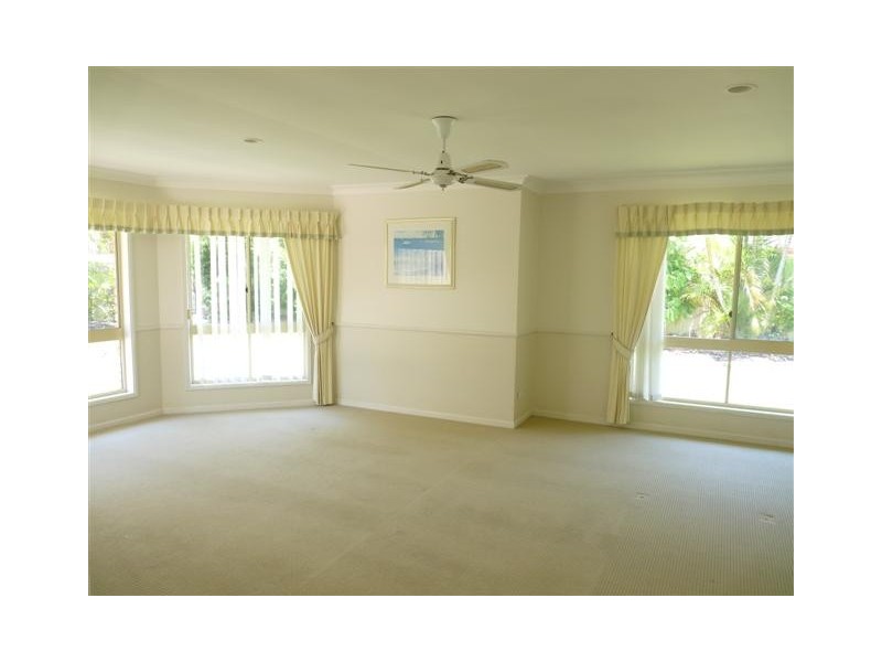 4 Constance Court, Victoria Point QLD 4165