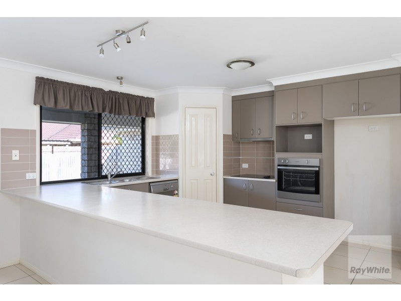 2 Anchor Place, Redland Bay QLD 4165
