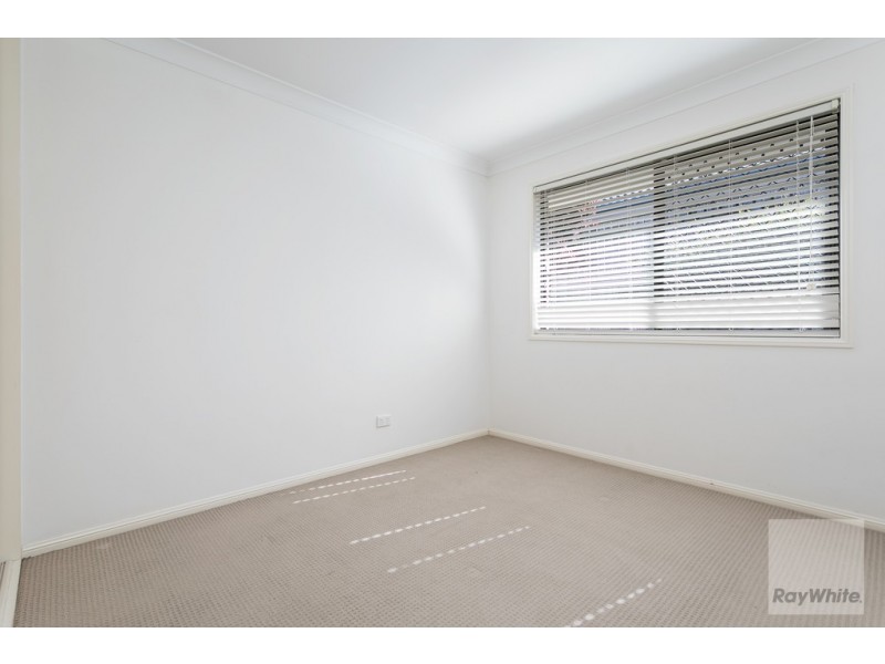2 Anchor Place, Redland Bay QLD 4165