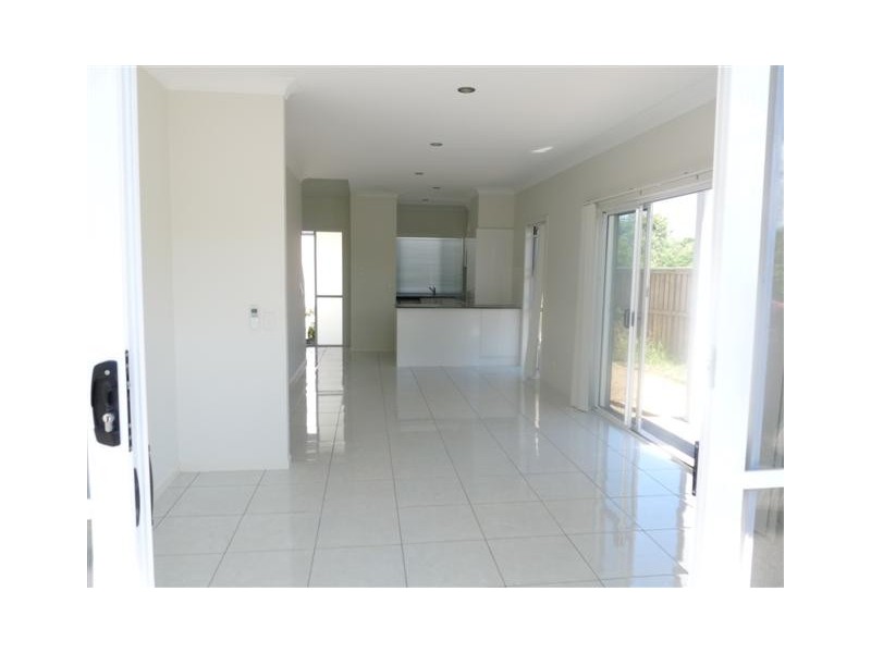 3/8 Edith Street, Wellington Point QLD 4160