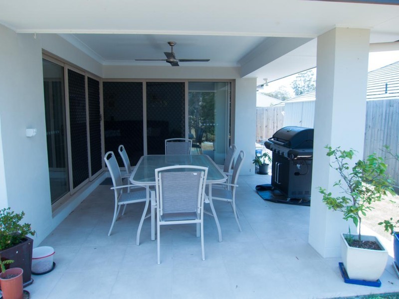 50 Whipbird Circuit, Victoria Point QLD 4165