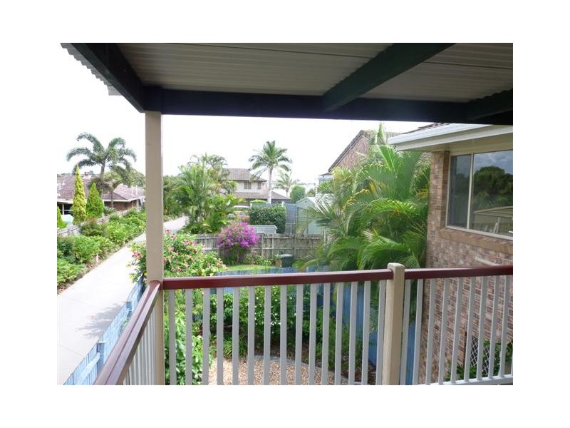 2/20 Colburn Avenue, Victoria Point QLD 4165