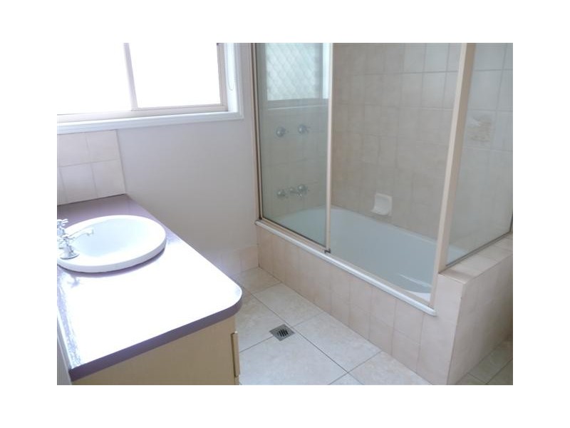 2/20 Colburn Avenue, Victoria Point QLD 4165