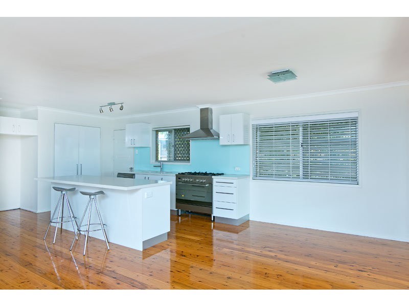 15 Allen Street, Victoria Point QLD 4165