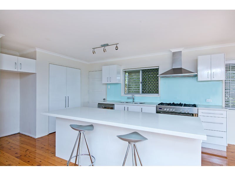 15 Allen Street, Victoria Point QLD 4165