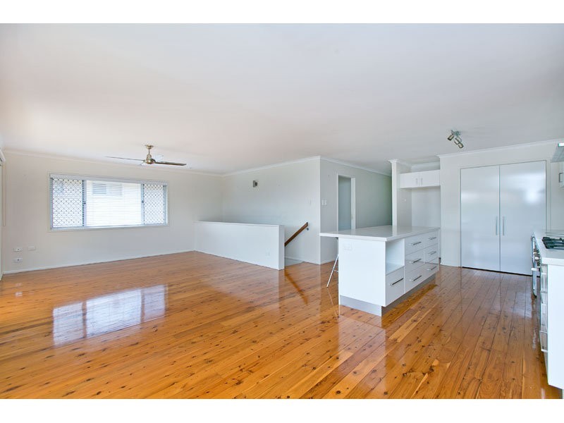 15 Allen Street, Victoria Point QLD 4165