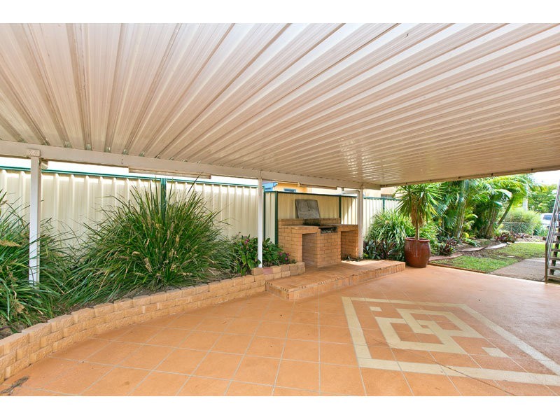 15 Allen Street, Victoria Point QLD 4165