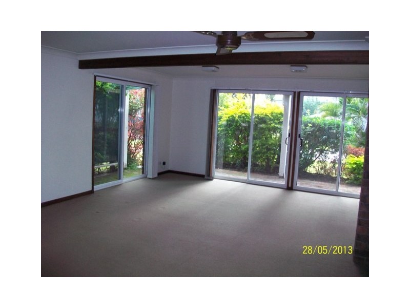 4 Beach Court, Victoria Point QLD 4165